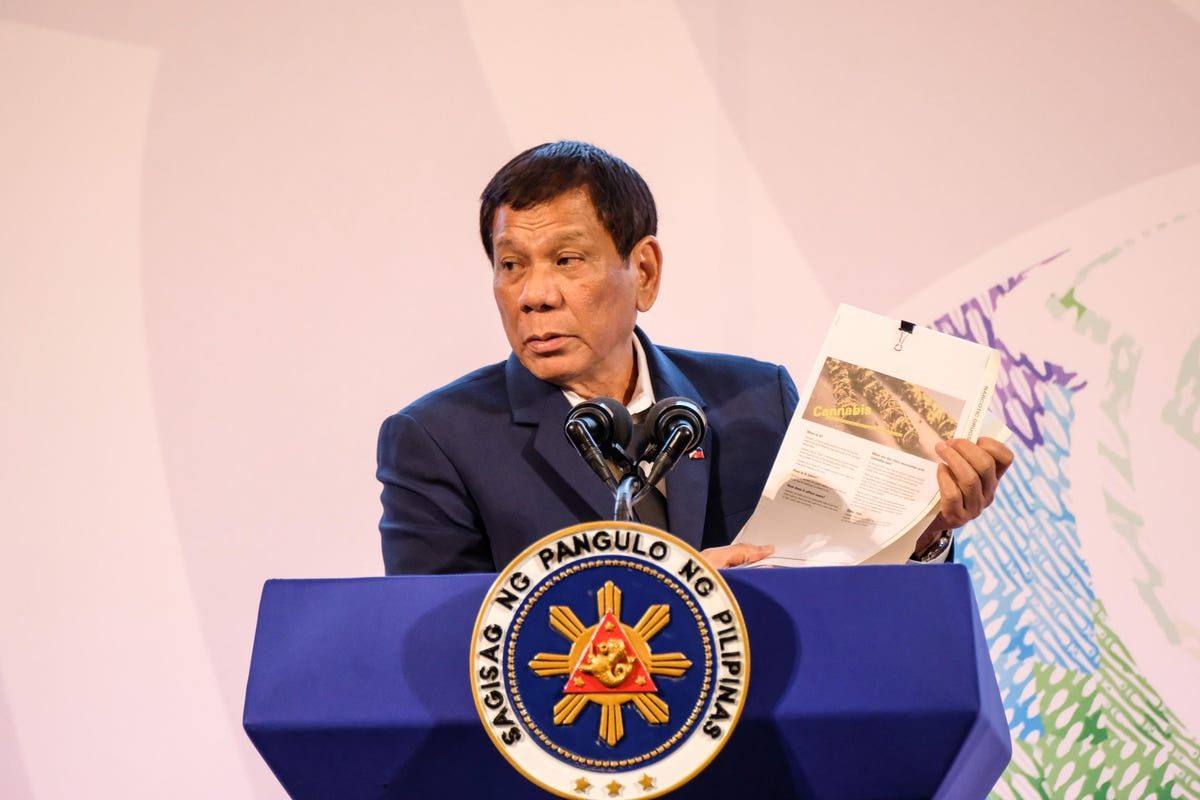 [FALSE] Rodrigo Duterte, pinatayuan ang lahat ng isla ng Pilipinas ng imprastraktura